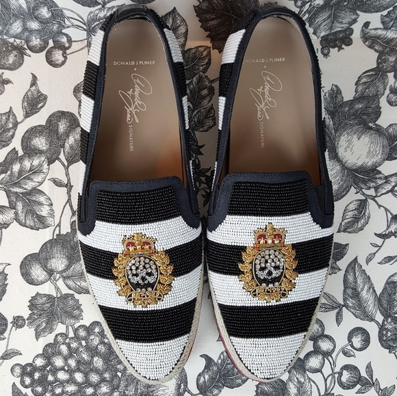 Donald J. Pliner Shoes - NWOB Donald J. Pliner Nautical Beaded Slip-On